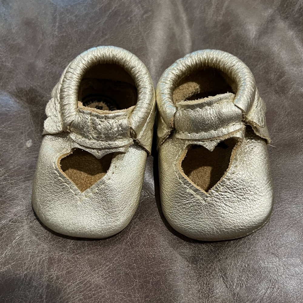 Freshly Picked moccasin size 1